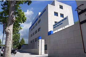 Fachada principal Edificio General López Pozas 10